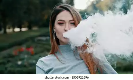 SFOG Vapes The Future of Disposable Vaping in Europe